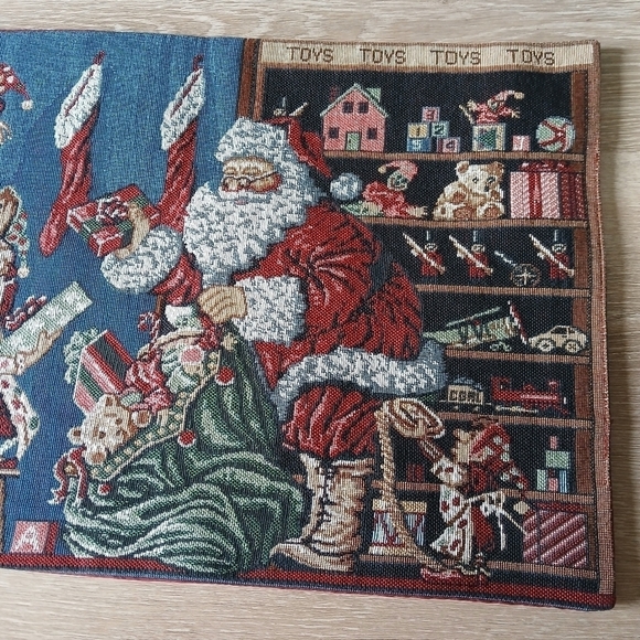 Christmas Runner For Table Manual Woodworkers & Weavers Santa & Elves Holiday - Picture 13 of 16
